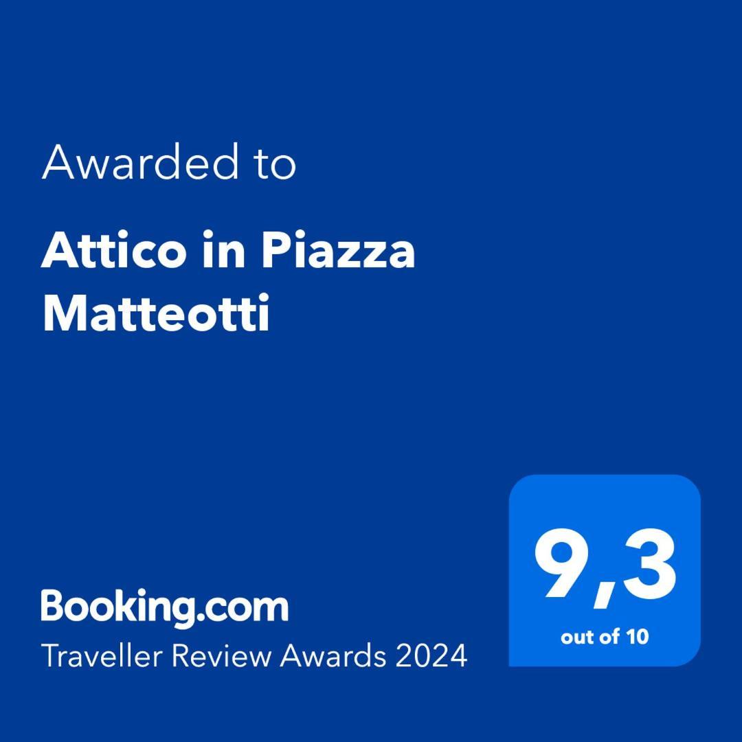 Attico In Piazza Matteotti Apartman Desenzano del Garda Kültér fotó