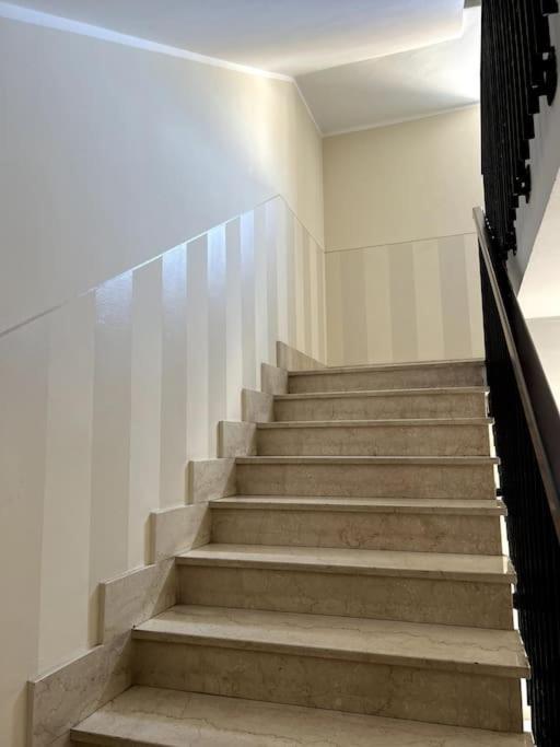 Attico In Piazza Matteotti Apartman Desenzano del Garda Kültér fotó